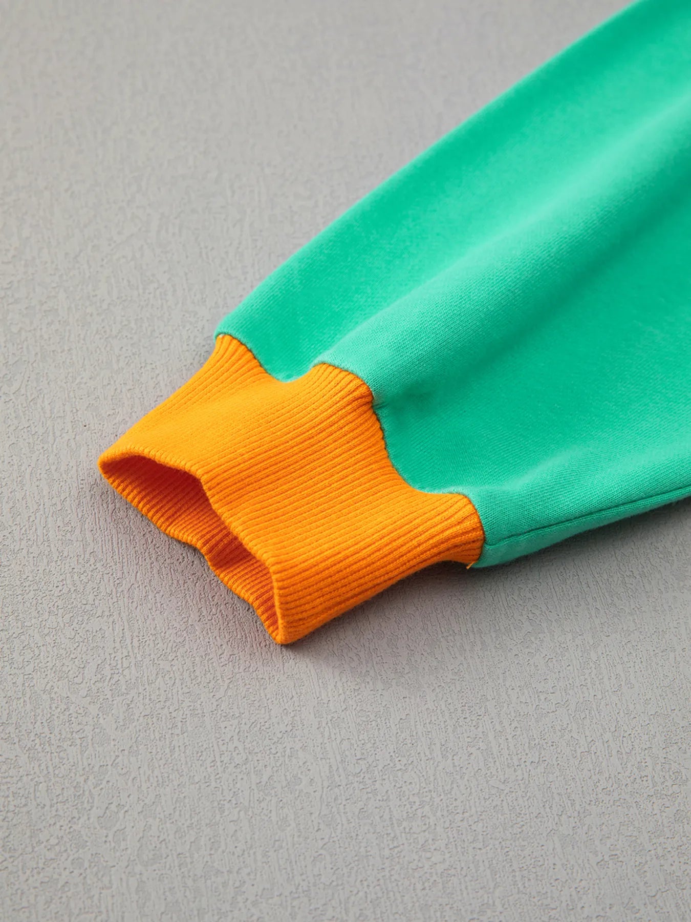 15c1e32e1f4f432986560f0f36556eb1-Max-Origin